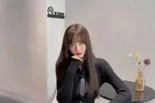 江疏影39岁凭“脚毛”上热搜背后藏着内娱对中年女星最大的傲慢 江疏影39岁凭“脚毛”上热搜背后藏着内娱对中年女星最大的傲慢